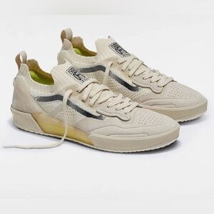 Vans Ave 2.0 Men’s 10 in Cream